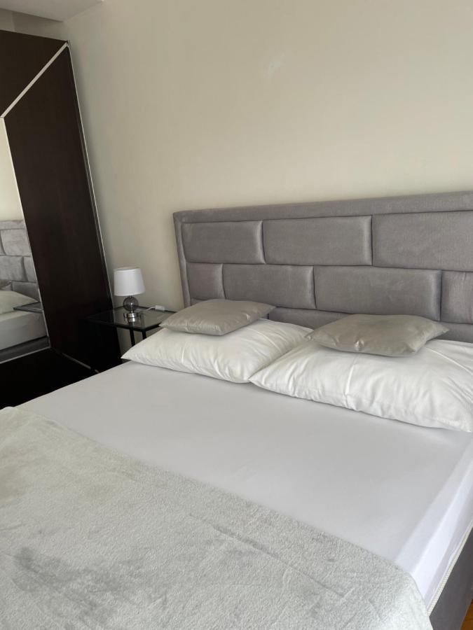 Apartments Vip Split Exterior foto